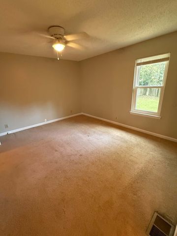 605 Alison Ct, Nashville, TN 37217