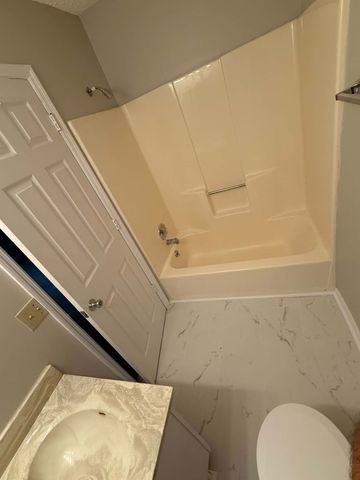 605 Alison Ct, Nashville, TN 37217