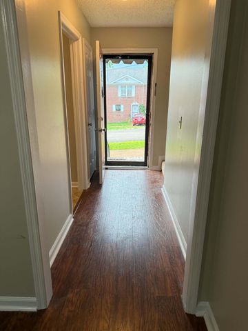 605 Alison Ct, Nashville, TN 37217