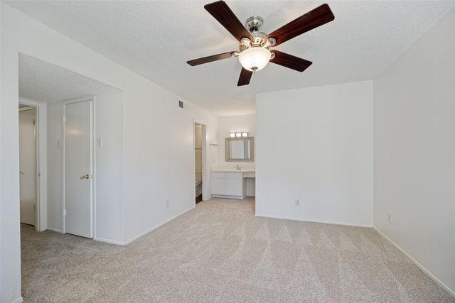 5300 Keller Springs 1086, Dallas, TX 75248