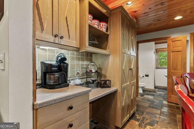 398 Mountain Tops Circle, Blue Ridge, GA 30513