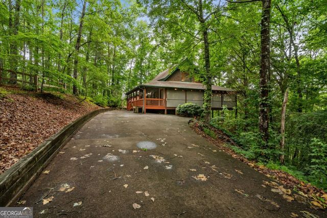 398 Mountain Tops Circle, Blue Ridge, GA 30513