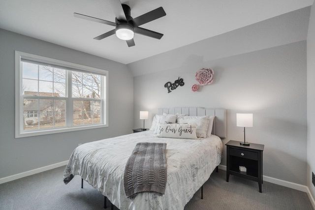 1243 Firethorn DRIVE, West Bend, WI 53090