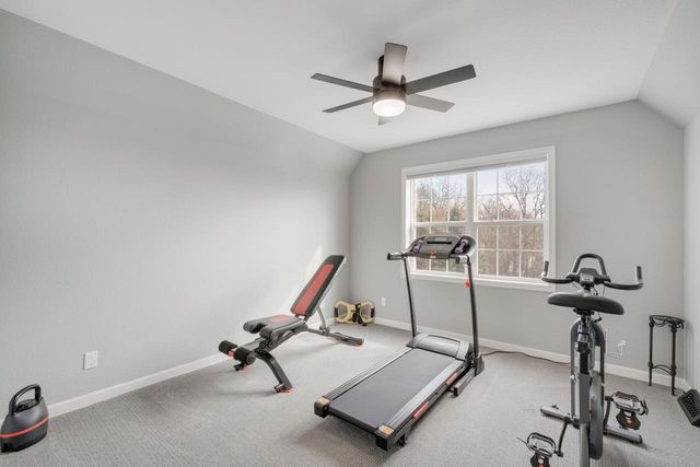 1243 Firethorn DRIVE, West Bend, WI 53090