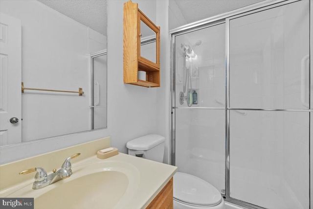 115 INDIAN HILLS RD, Locust Grove, VA 22508