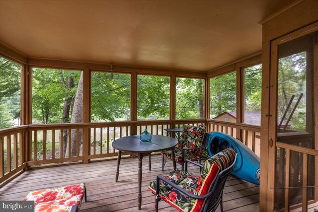 115 INDIAN HILLS RD, Locust Grove, VA 22508