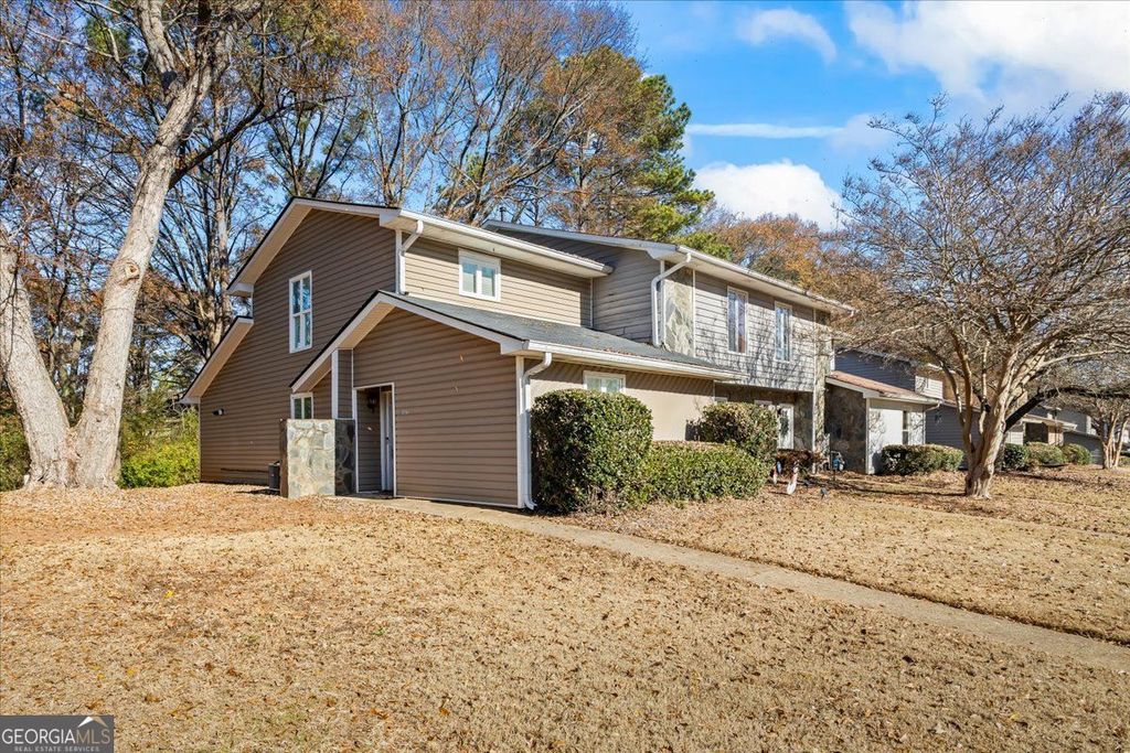 1675 Wynndowne Trail SE, Smyrna, GA 30080