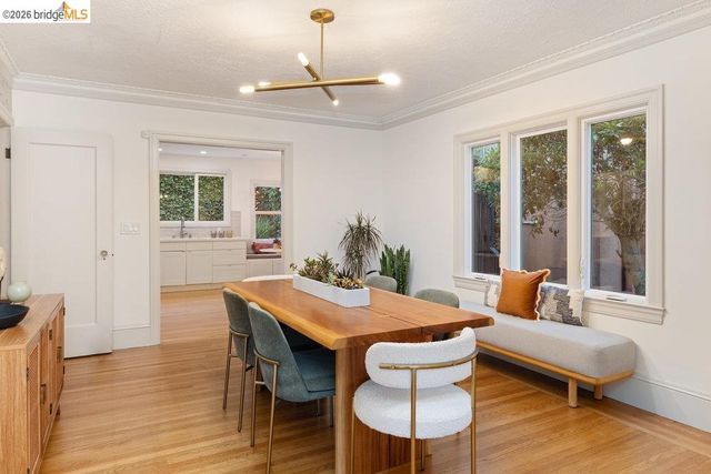 589 San Luis Rd., Berkeley, CA 94707