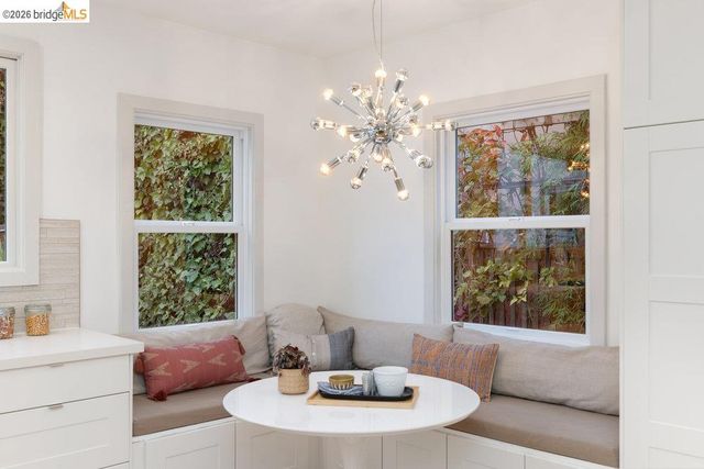 589 San Luis Rd., Berkeley, CA 94707