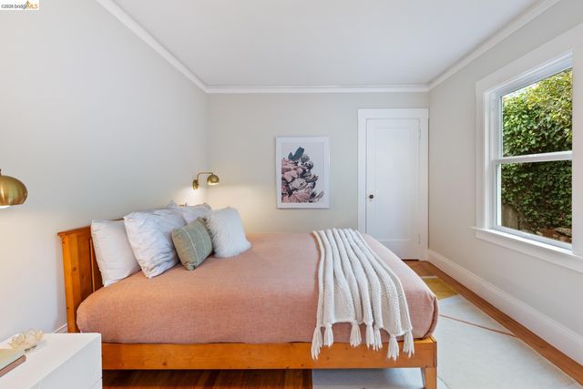 589 San Luis Rd., Berkeley, CA 94707