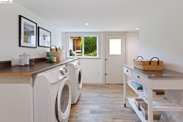 589 San Luis Rd., Berkeley, CA 94707