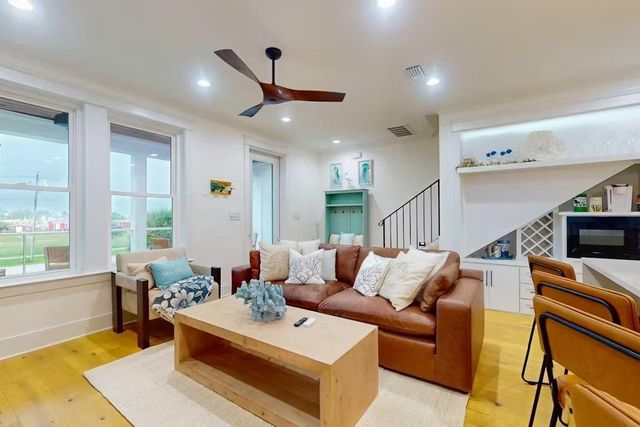 1438 Bienville Boulevard, Dauphin Island, AL 36528