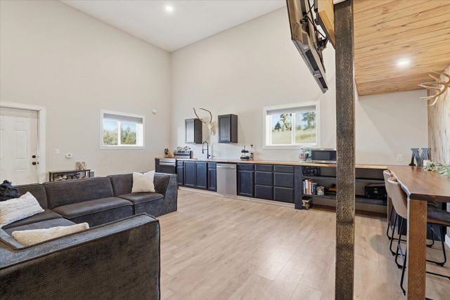 1508 W Latting Ln, Deer Park, WA 99006