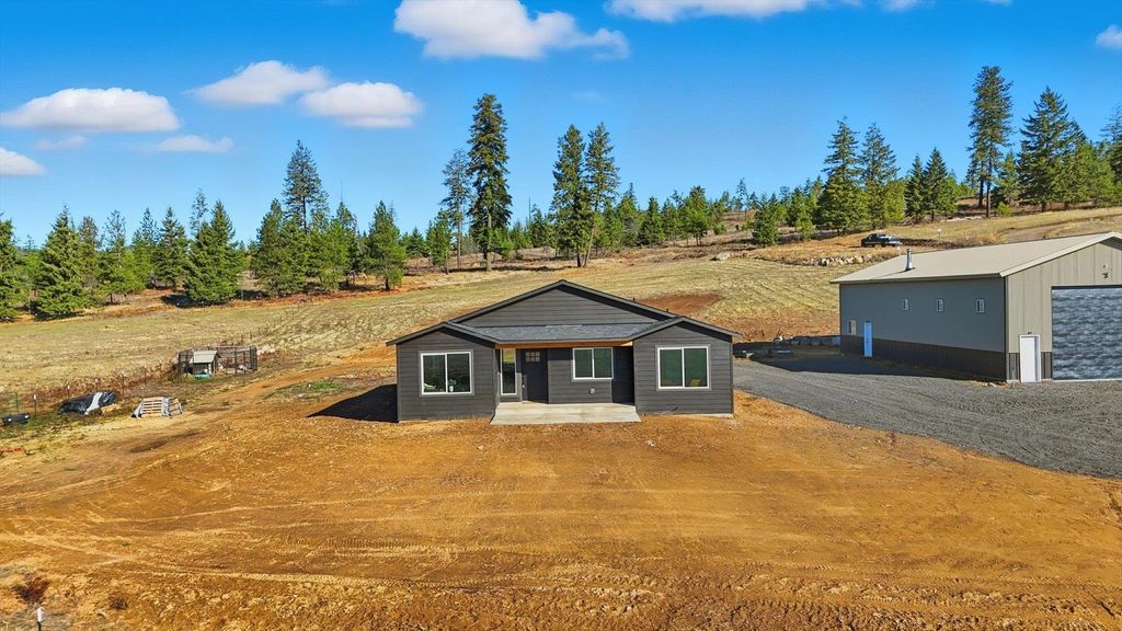 1508 W Latting Ln, Deer Park, WA 99006
