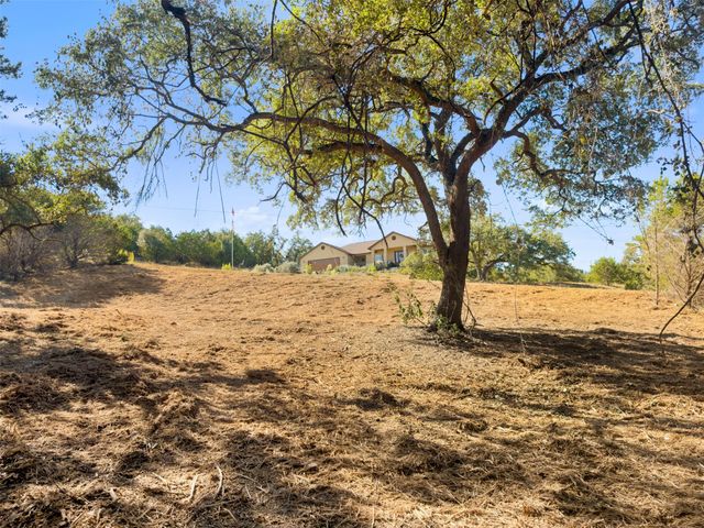 817 Rutherford, Fischer, TX 78623