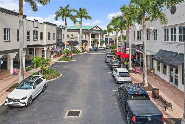 6585 WATERS EDGE WAY, Lakewood Ranch, FL 34202