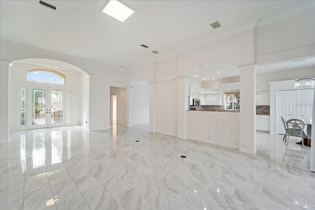 6585 WATERS EDGE WAY, Lakewood Ranch, FL 34202