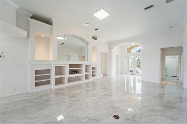 6585 WATERS EDGE WAY, Lakewood Ranch, FL 34202