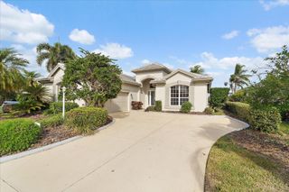 6585 WATERS EDGE WAY, Lakewood Ranch, FL 34202