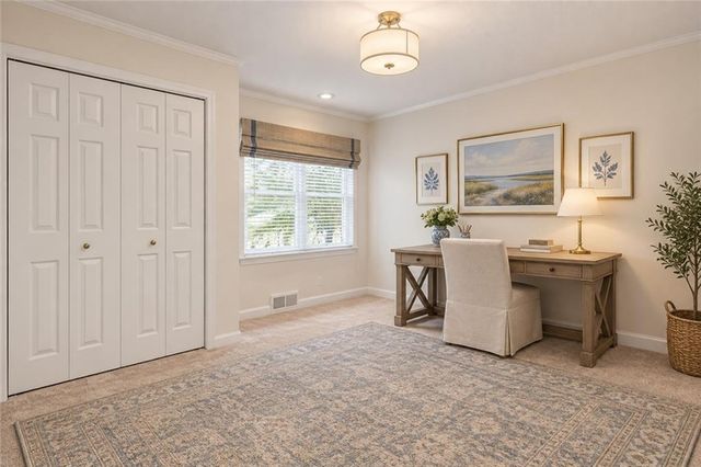909 W 96th Terrace, Kansas City, MO 64114