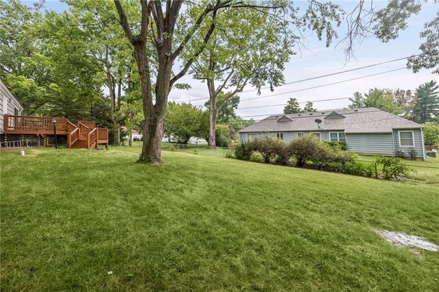 909 W 96th Terrace, Kansas City, MO 64114