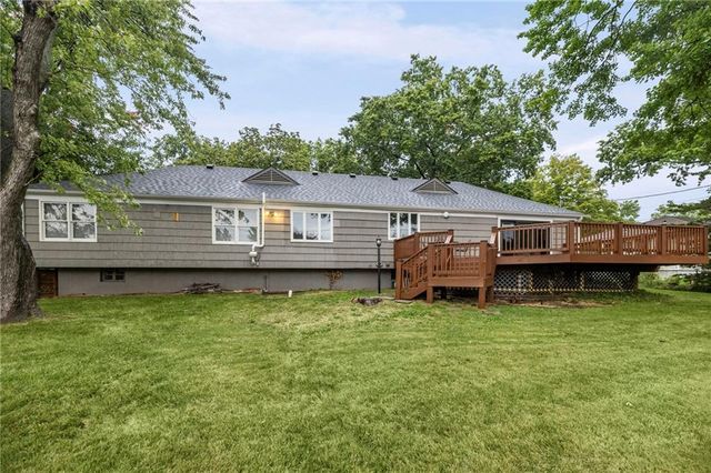 909 W 96th Terrace, Kansas City, MO 64114