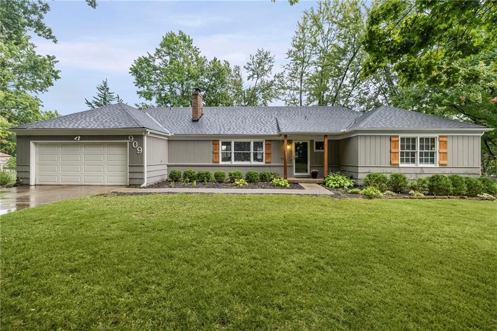 909 W 96th Terrace, Kansas City, MO 64114
