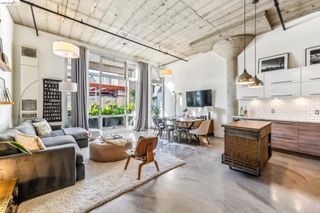 255 3Rd St 206, Oakland, CA 94607