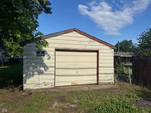 3319 Foltz Street, Indianapolis, IN 46221