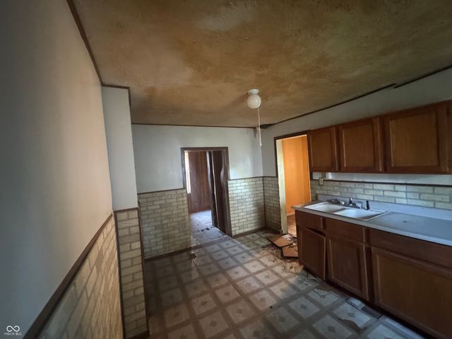 3319 Foltz Street, Indianapolis, IN 46221