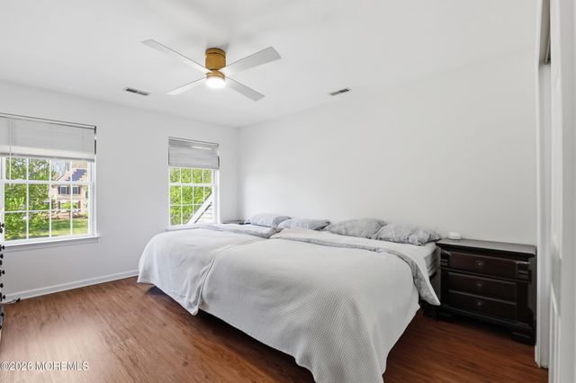 4 Ambassador Court, Jackson, NJ 08527
