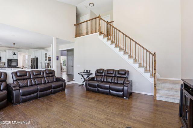 4 Ambassador Court, Jackson, NJ 08527