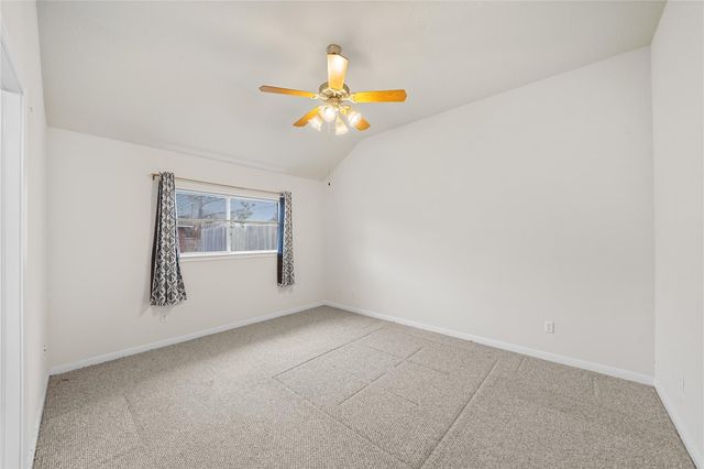 1140 Thomas Drive, Angleton, TX 77515