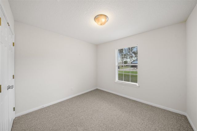 1140 Thomas Drive, Angleton, TX 77515