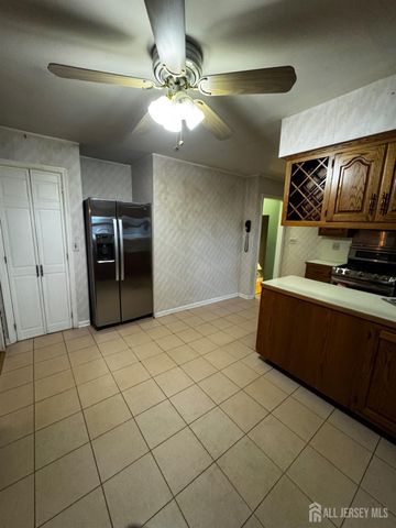27 Frieda Lane, Colonia, NJ 07067