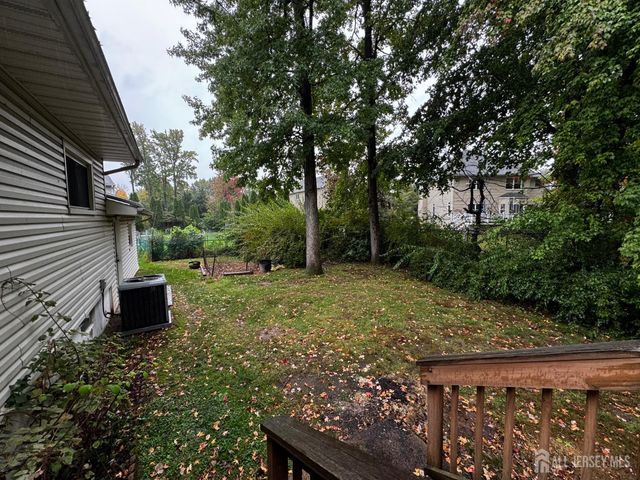 27 Frieda Lane, Colonia, NJ 07067