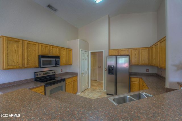 35714 N 7th Avenue, Phoenix, AZ 85086