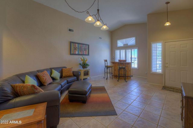 35714 N 7th Avenue, Phoenix, AZ 85086