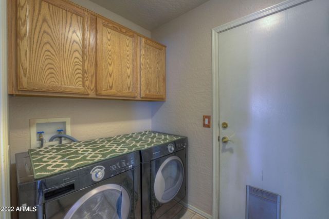 35714 N 7th Avenue, Phoenix, AZ 85086