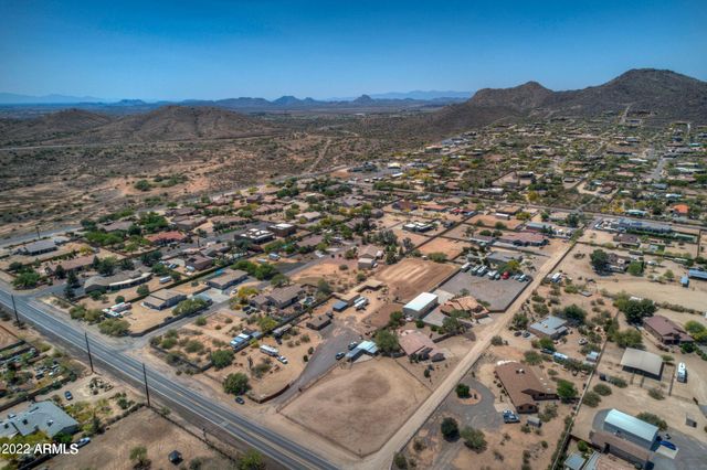 35714 N 7th Avenue, Phoenix, AZ 85086