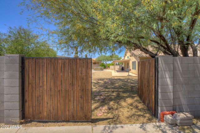 35714 N 7th Avenue, Phoenix, AZ 85086