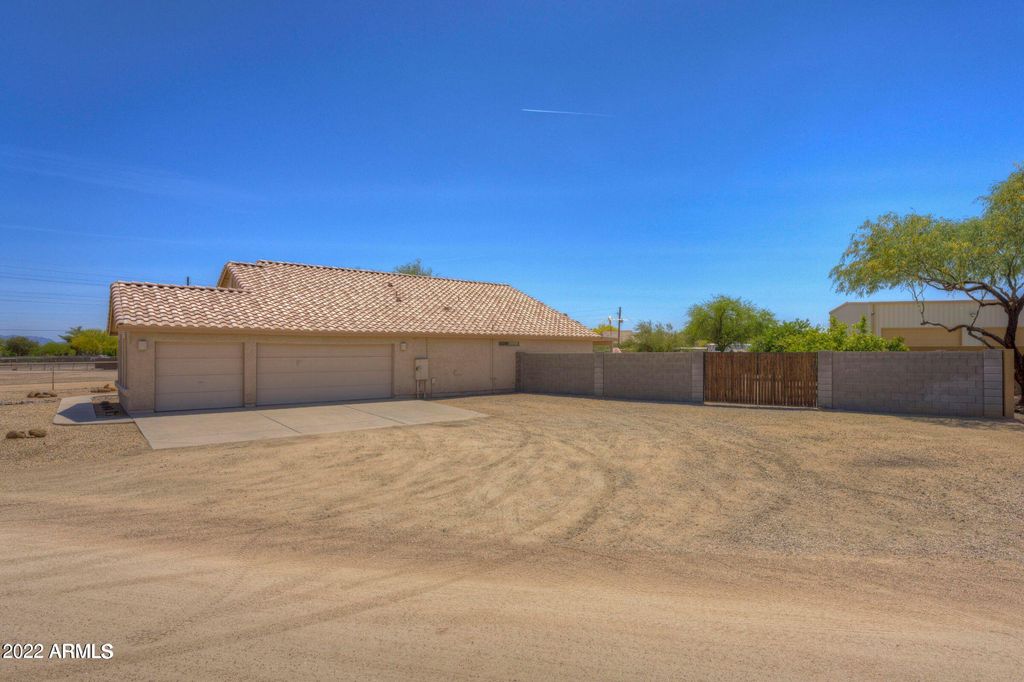 35714 N 7th Avenue, Phoenix, AZ 85086
