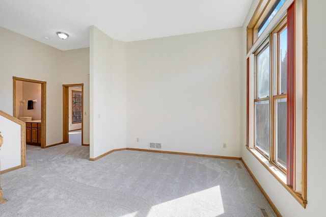 3721 Windtree Drive, Eagan, MN 55123