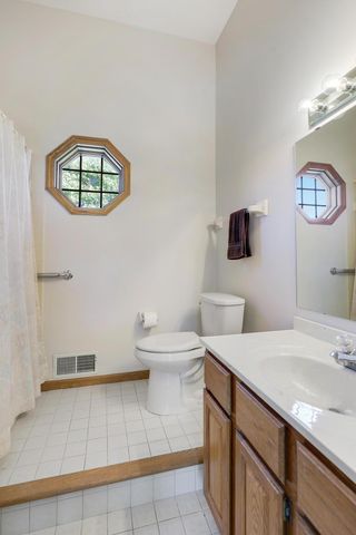 3721 Windtree Drive, Eagan, MN 55123