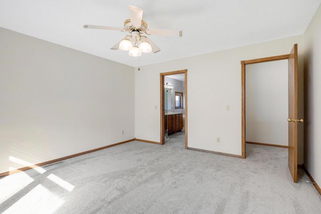 3721 Windtree Drive, Eagan, MN 55123