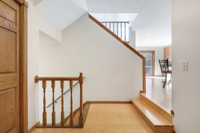 3721 Windtree Drive, Eagan, MN 55123