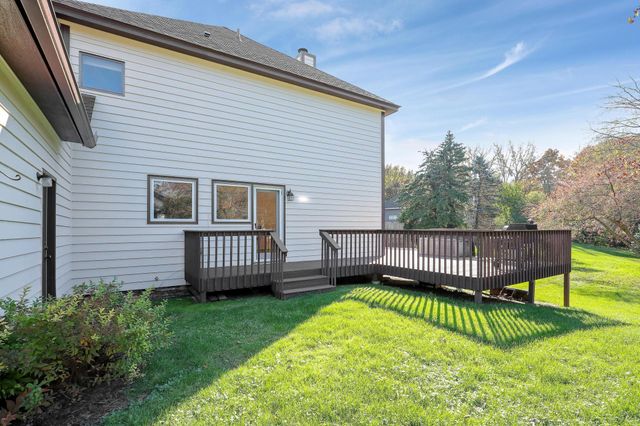 3721 Windtree Drive, Eagan, MN 55123