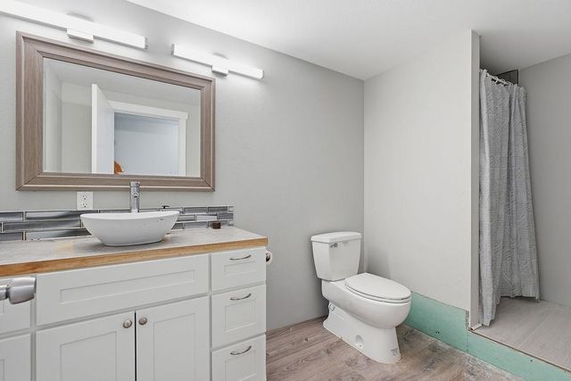 295 SW Railroad Ave, Creston, WA 99117