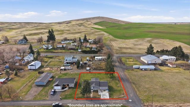 295 SW Railroad Ave, Creston, WA 99117