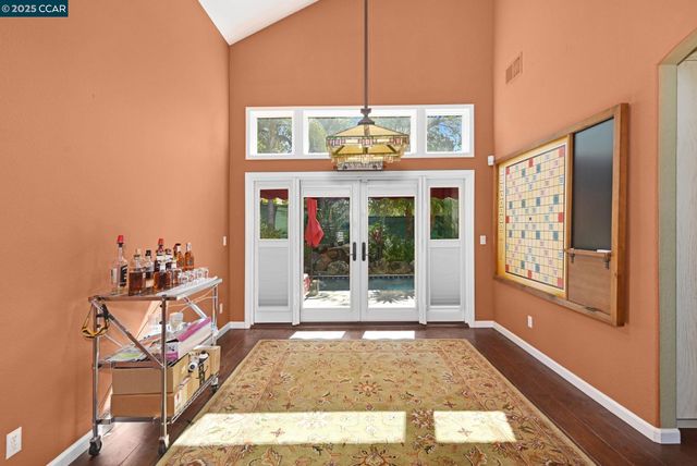 5233 Boulder Ct, Concord, CA 94521